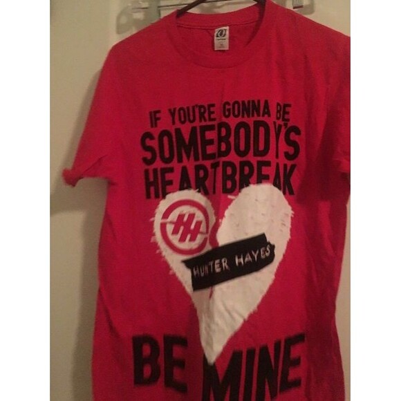 Hunter Hayes Other - Hunter Hayes Adult Unisex T-Shirt Crew Neck Valentine's Day LoveTheme Size M